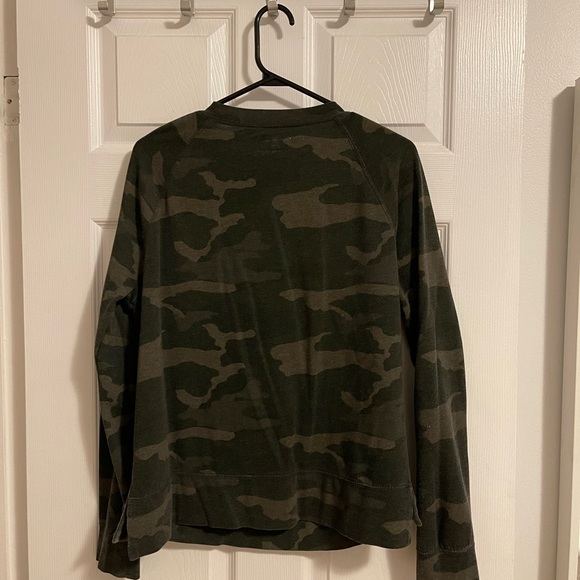 Pull over sweater - Picture 2 of 2
